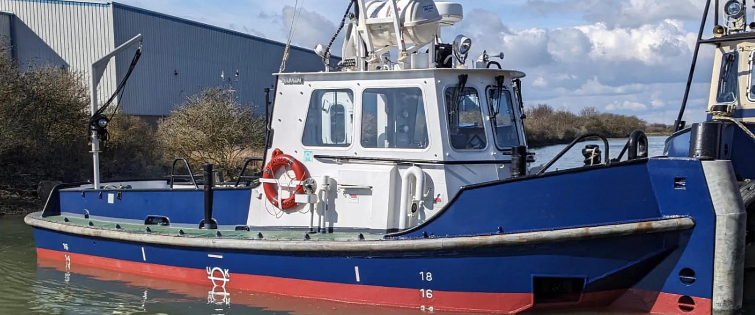 used tug pushy cat 1204 (top)