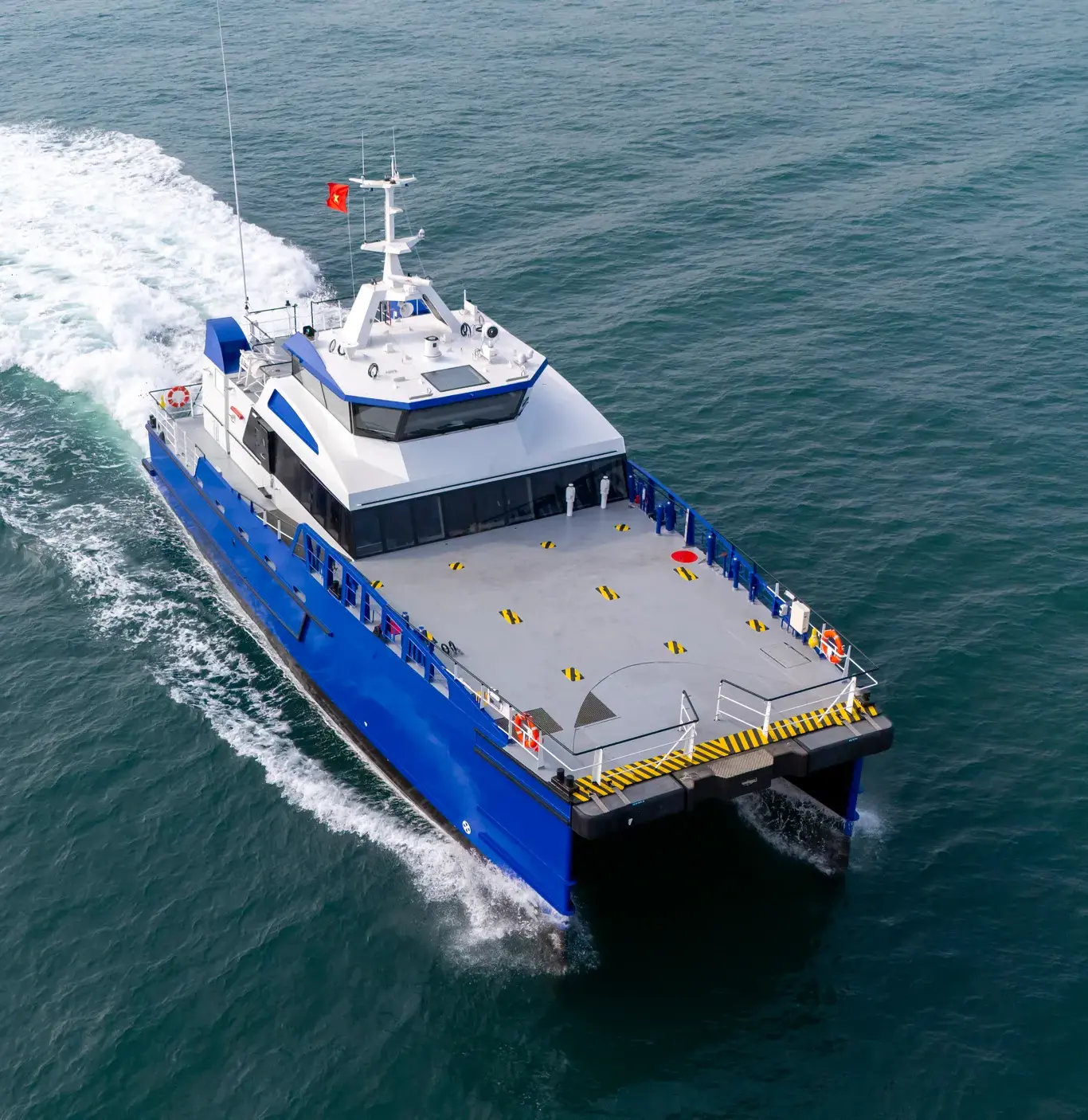 fcs 2710 crewboat 07824 (2)