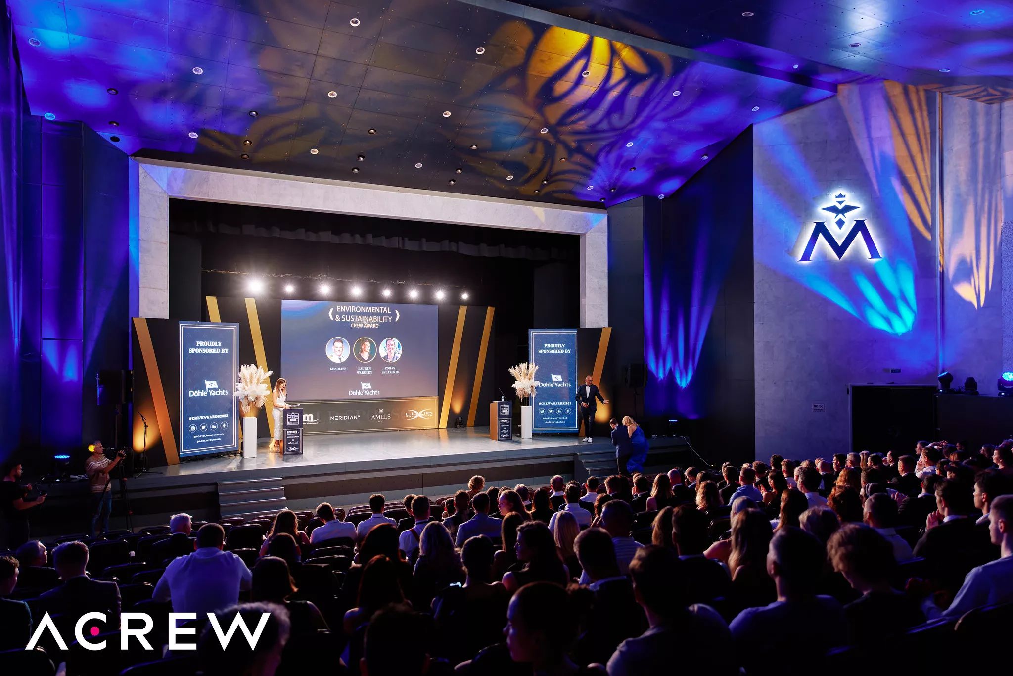 Crew Awards atmosphere