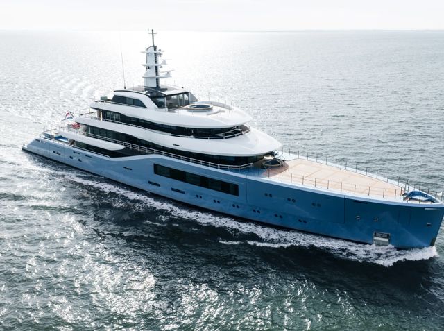 Blue in Context - Latest Amels 80 Begins Sea Trials 