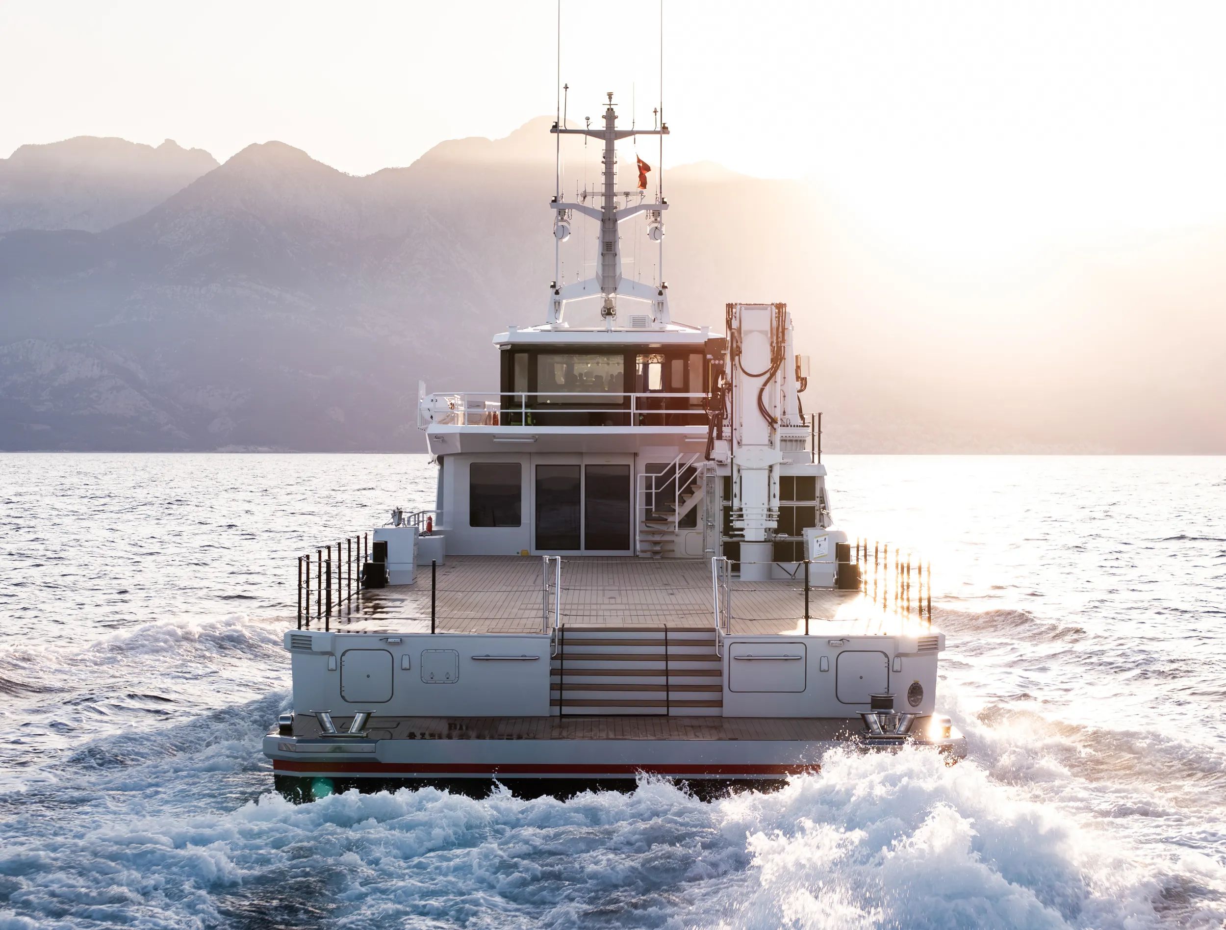 Yacht Support 53