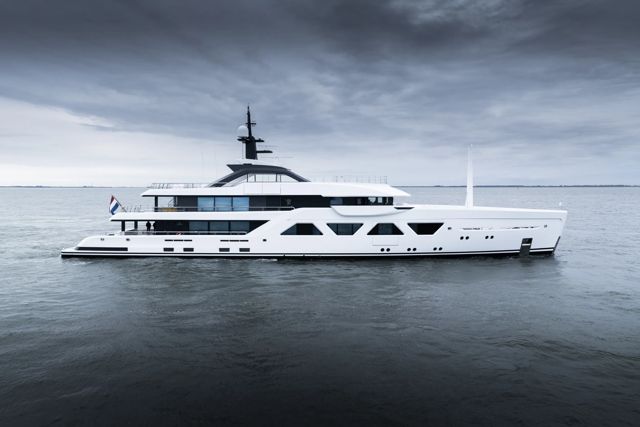 Amels 6007 sets sail for open waters for the first time
