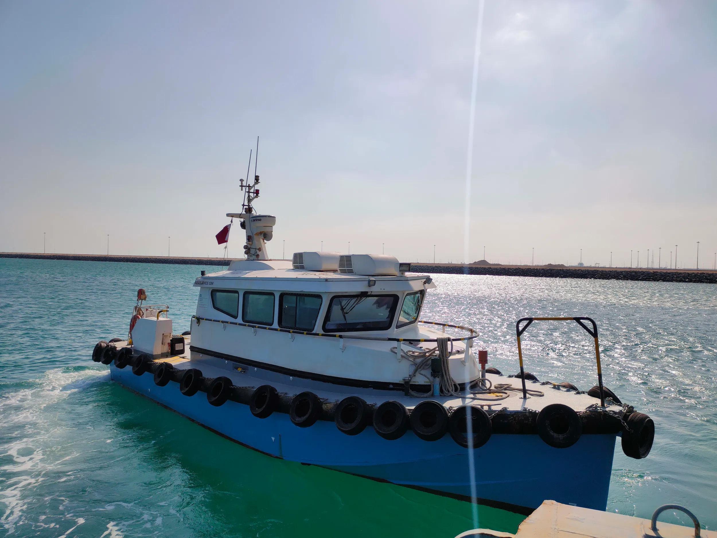 fast crew supply vessel 1204 07673 (2)