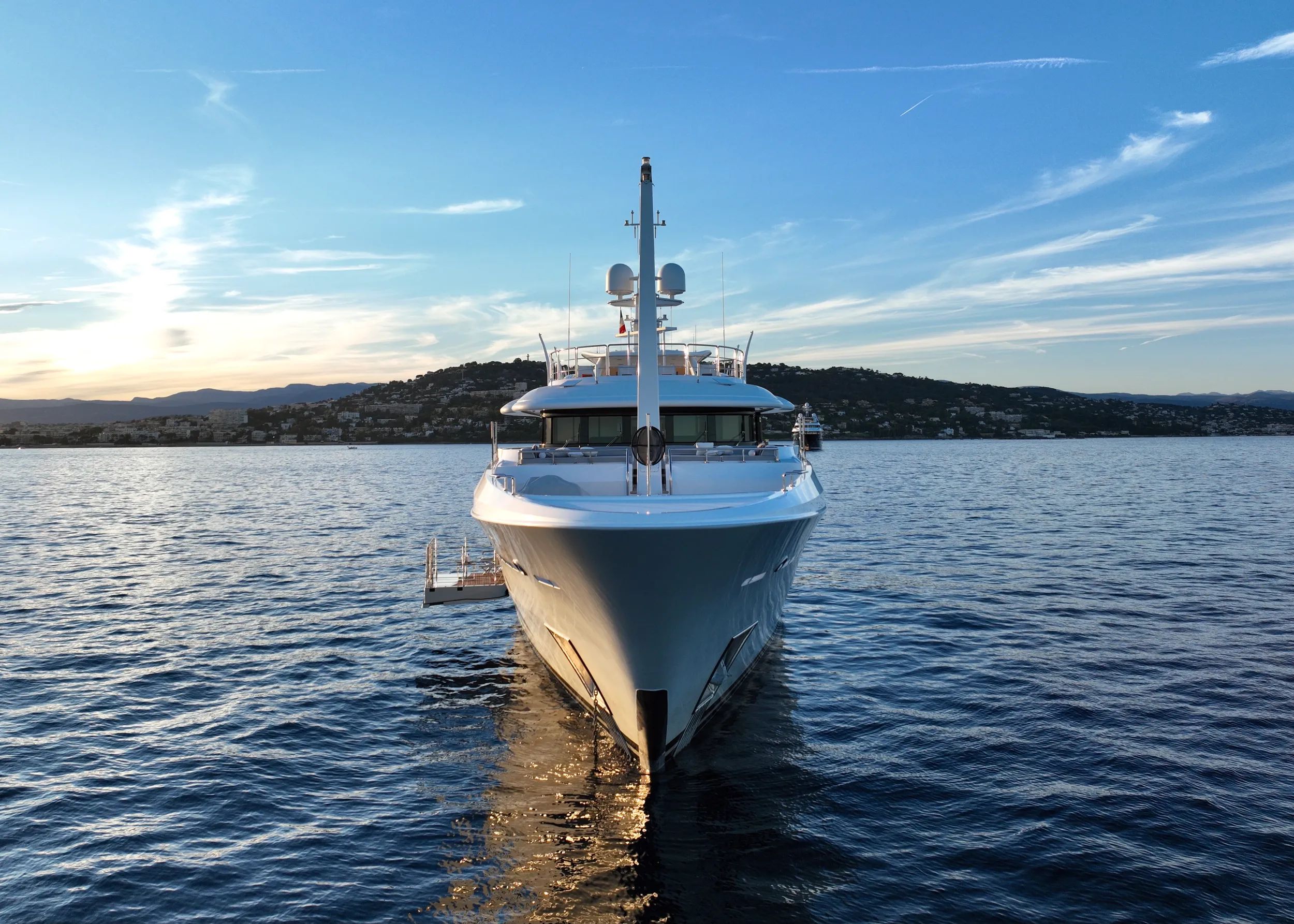 Superyacht PAPA bow