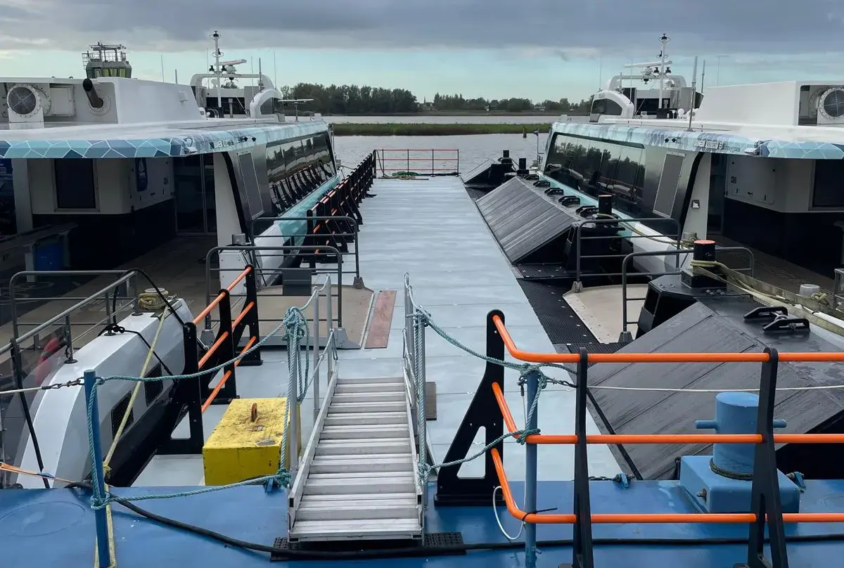 hdpe jetty 3006 (1)