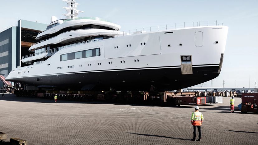 A Trinity of Amels 80s: Third Amels 80 Launched in Vlissingen 
