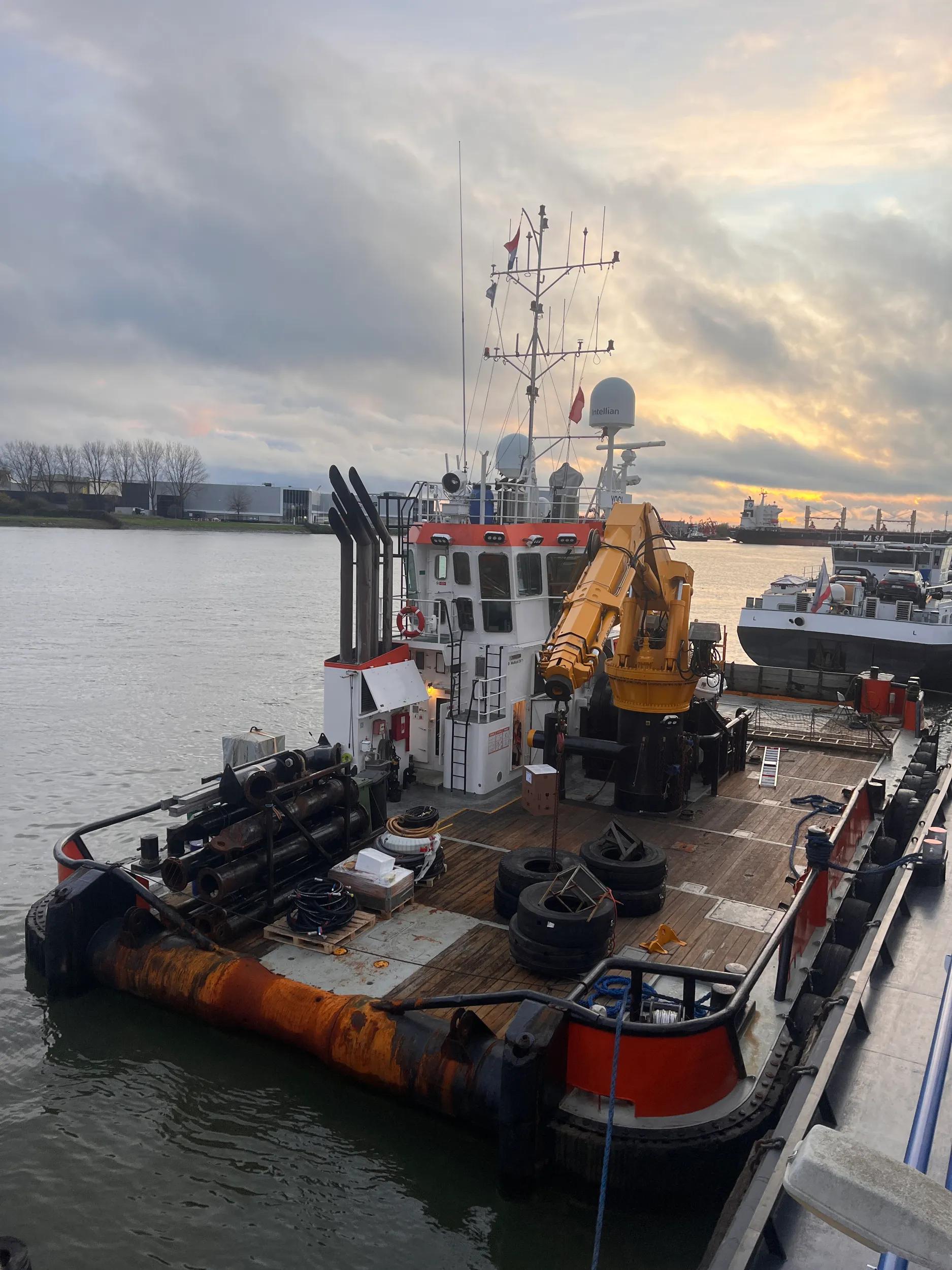 used multicat vessel 2611 (3)