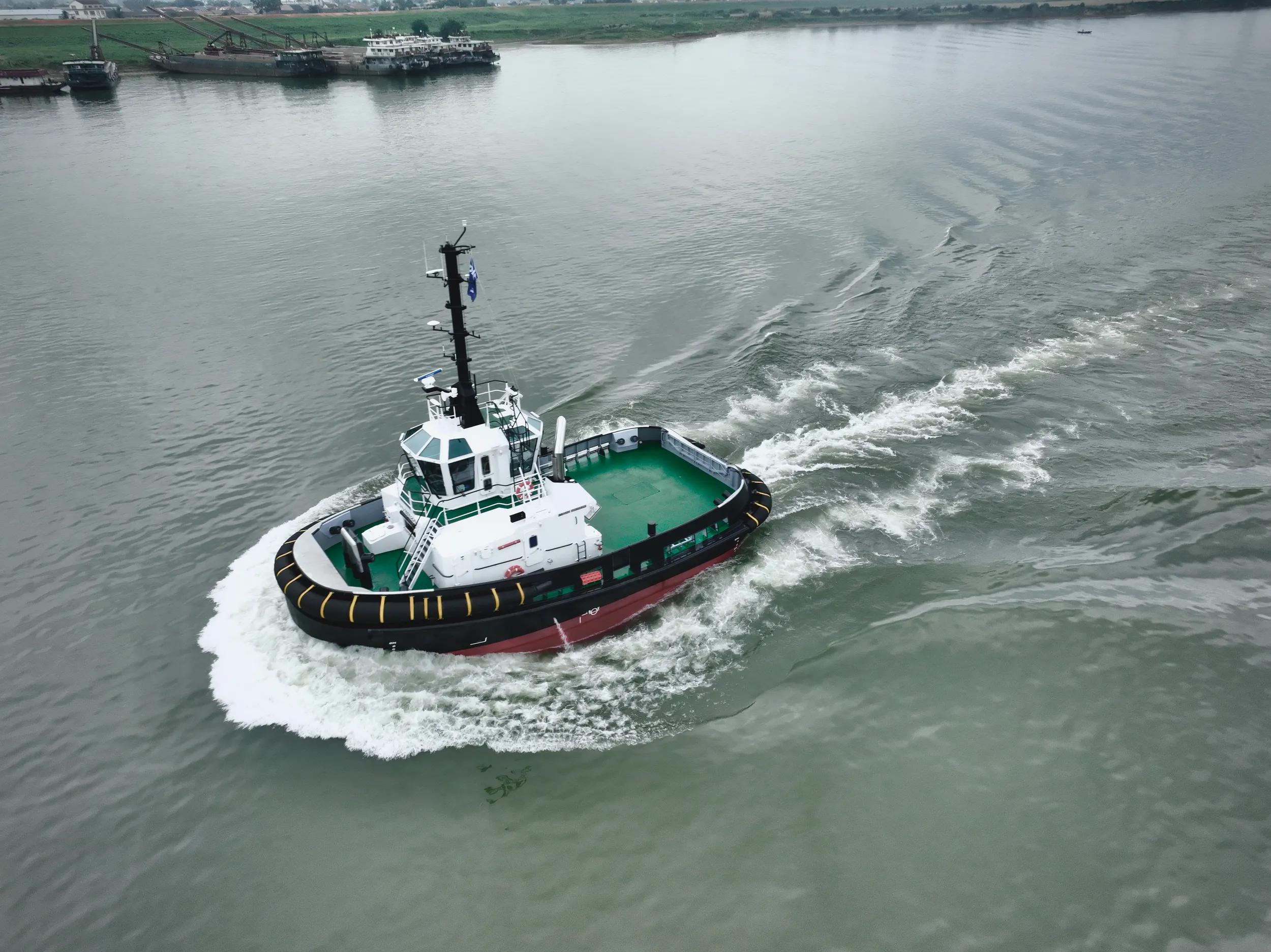 asd tug 2111 (top)
