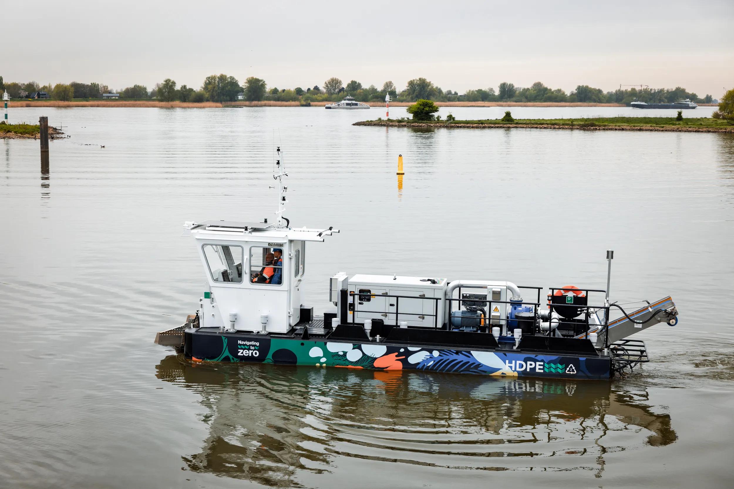 Cleaning our waterways with the River Scooper