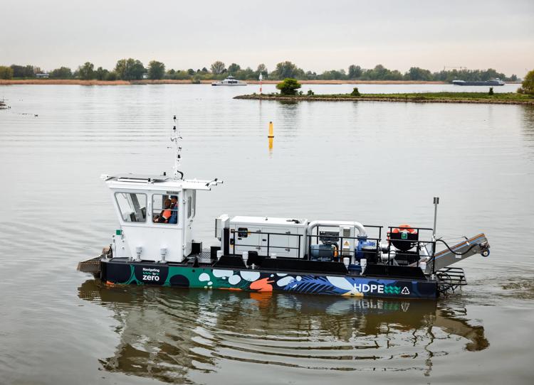 Cleaning our waterways with the River Scooper