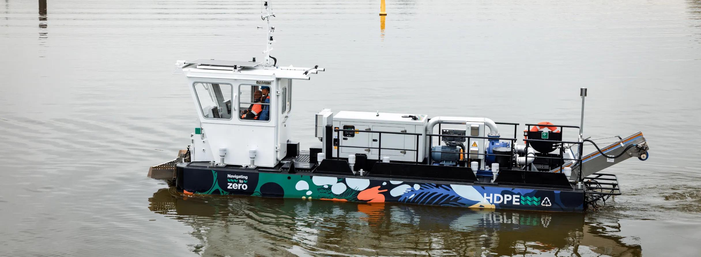 Cleaning our waterways with the River Scooper (header)