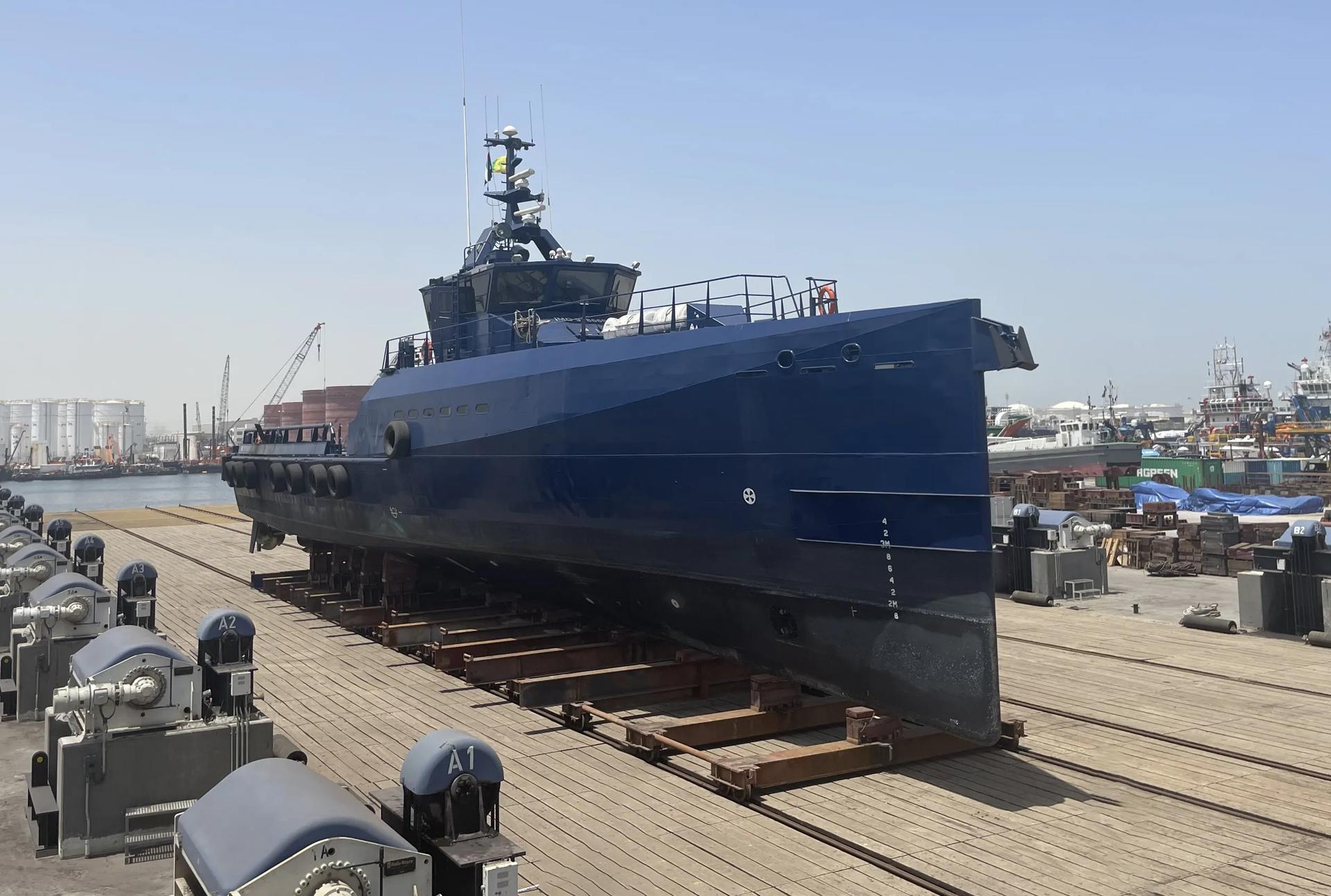 fcs 4008 patrol boat (1)