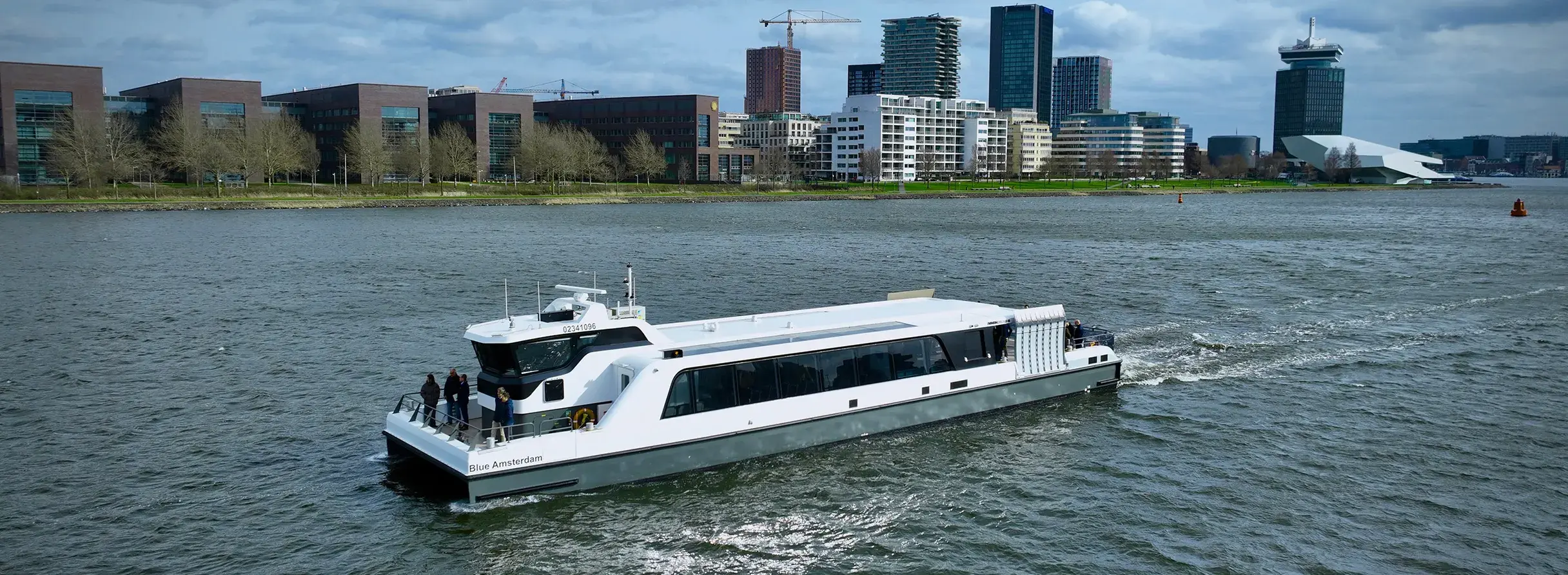 Damen unveils first fully electric ferry Waterbus 2907 Electric top