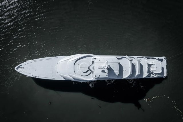Our first Amels 80 makes a splash 