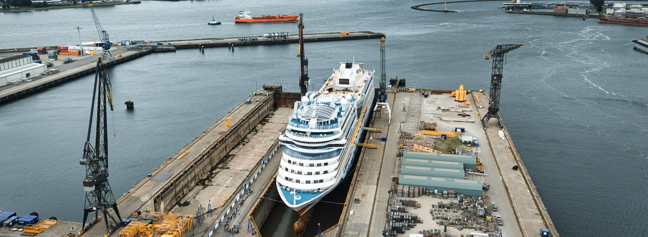 Damen welcomed AIDAmar to drydock top
