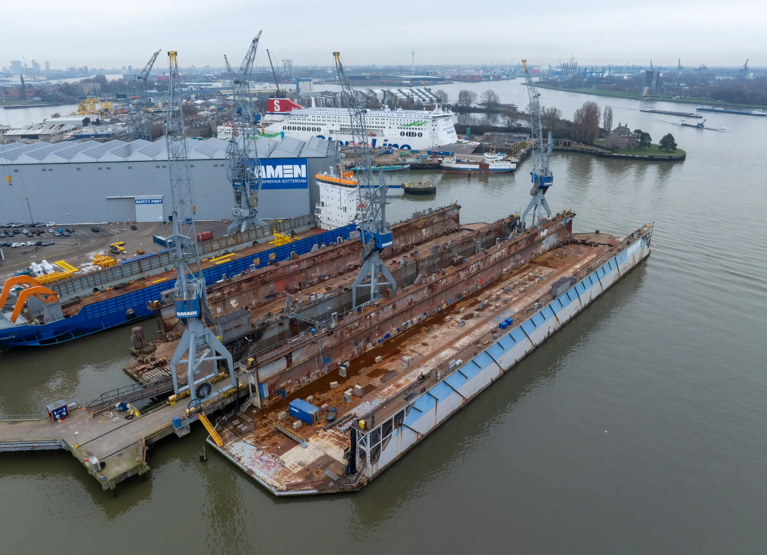 Used floating drydock