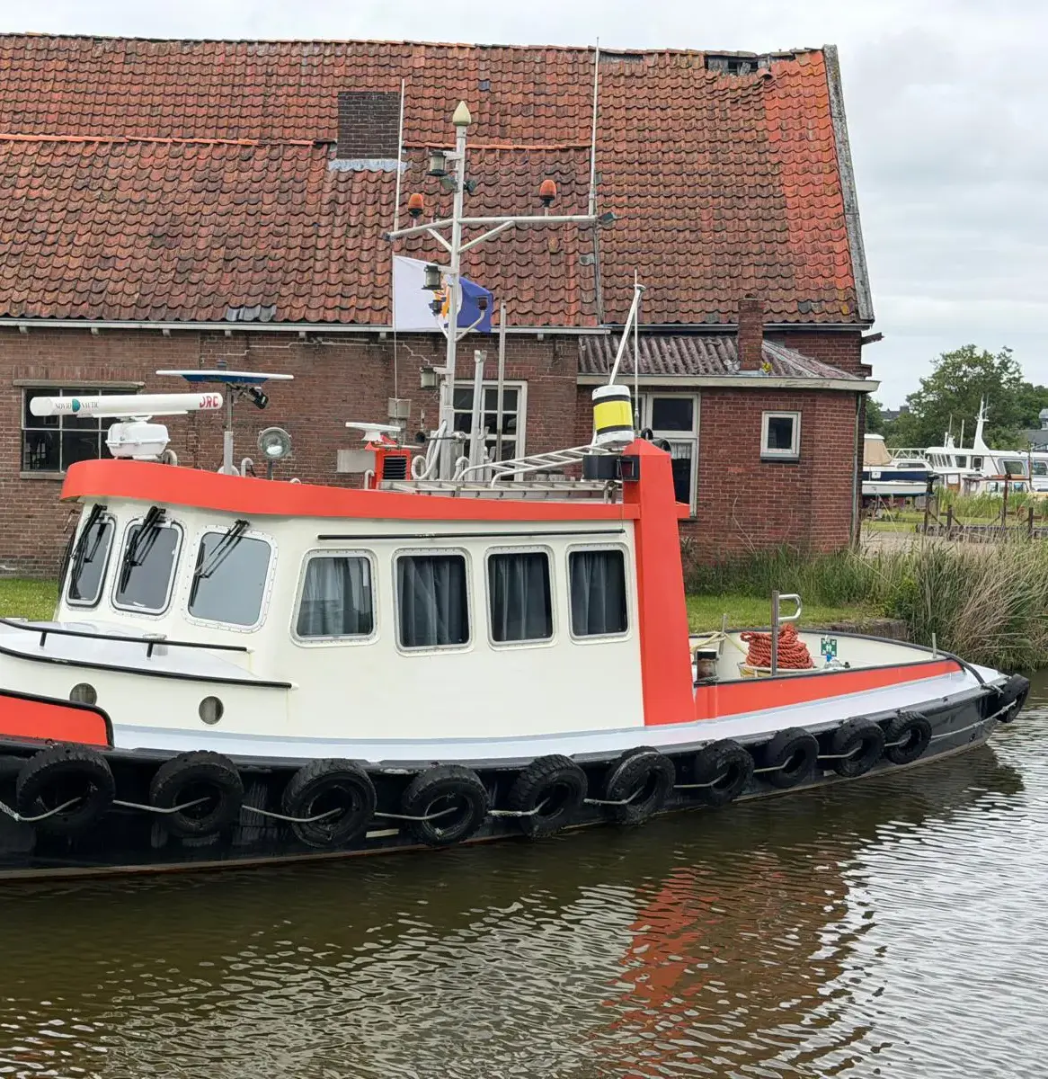 used tugboat 07834 (2)