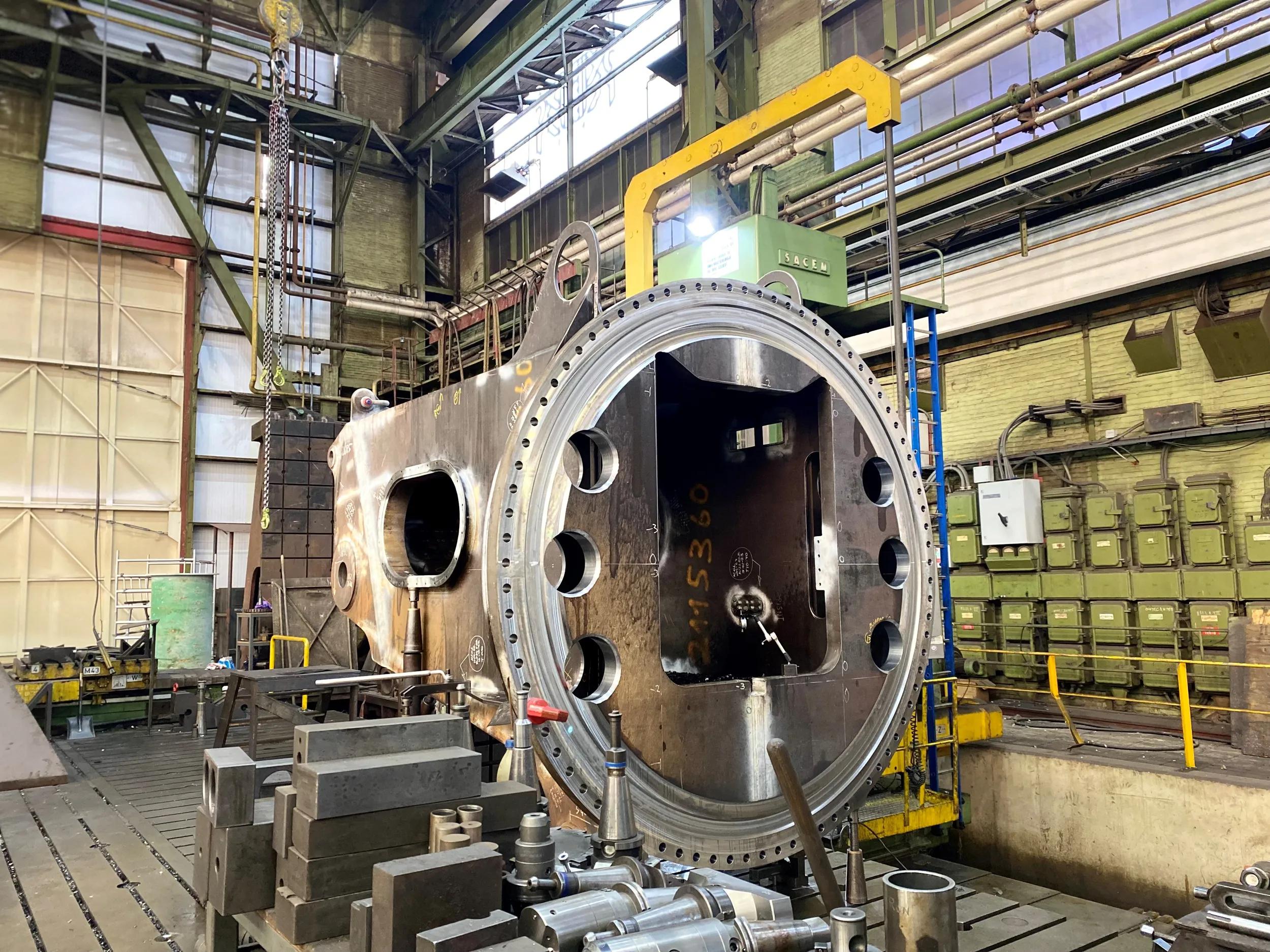 machining-markets-product-slider-dredging