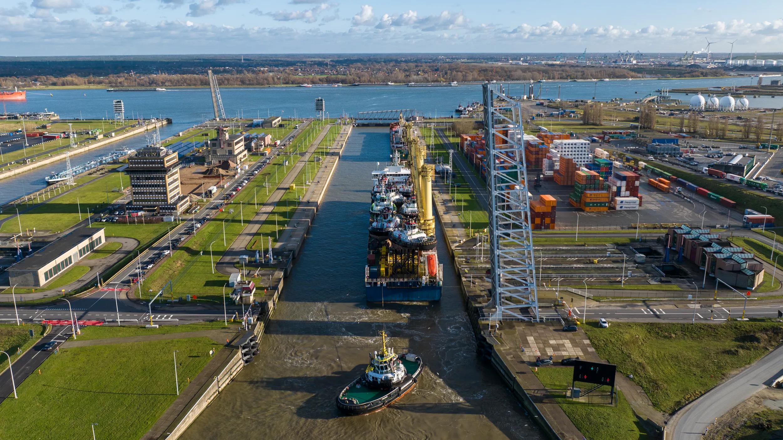 Delivery of six RSD Tugs 2513 to the Port of Antwerp-Bruges