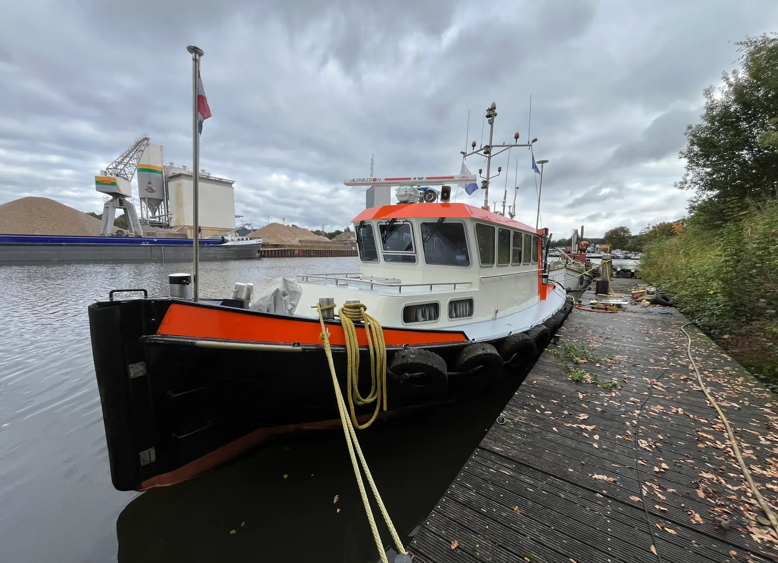 Used tug – survey vessel