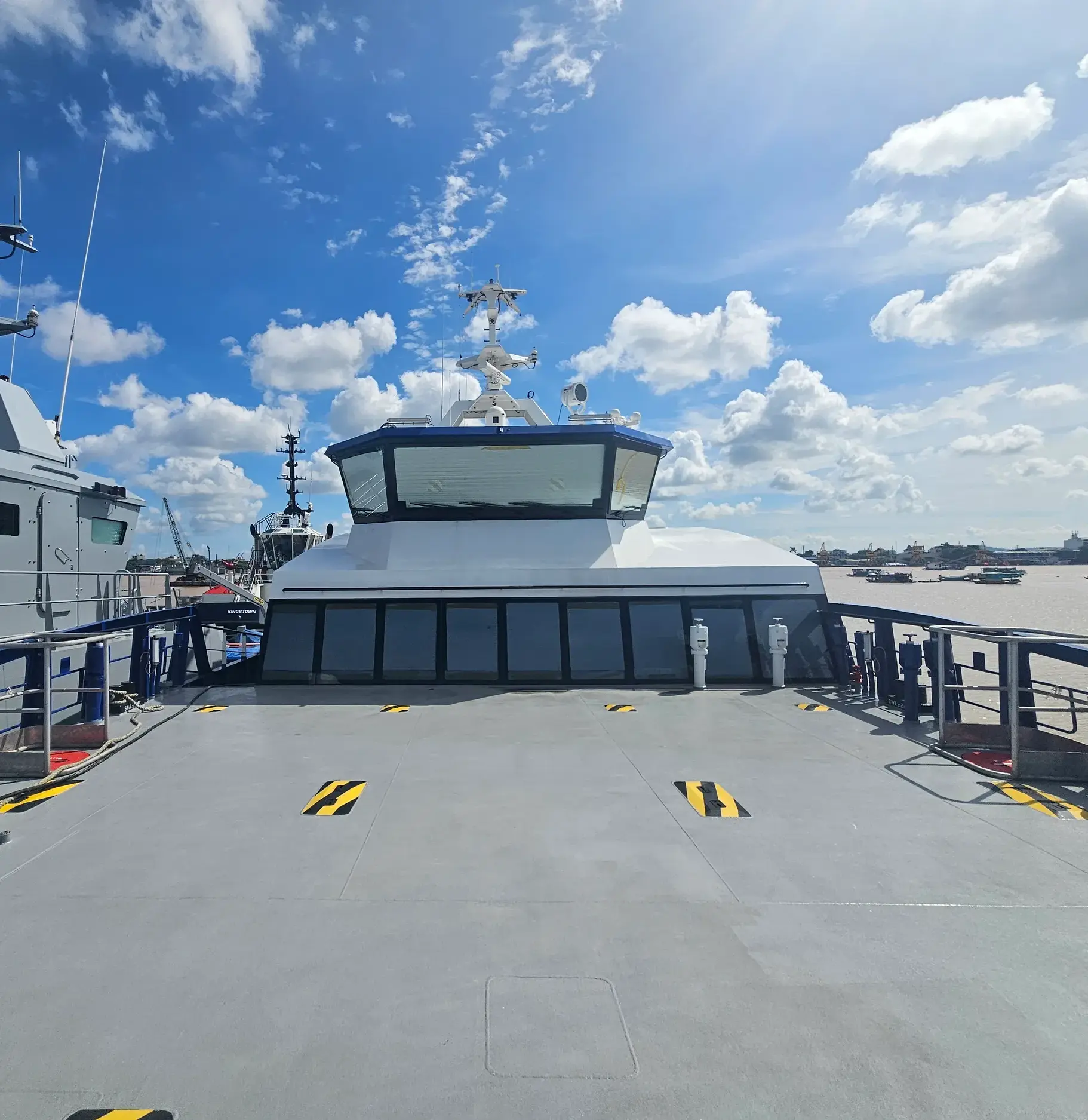 fcs 2710 crewboat 07824 (4)