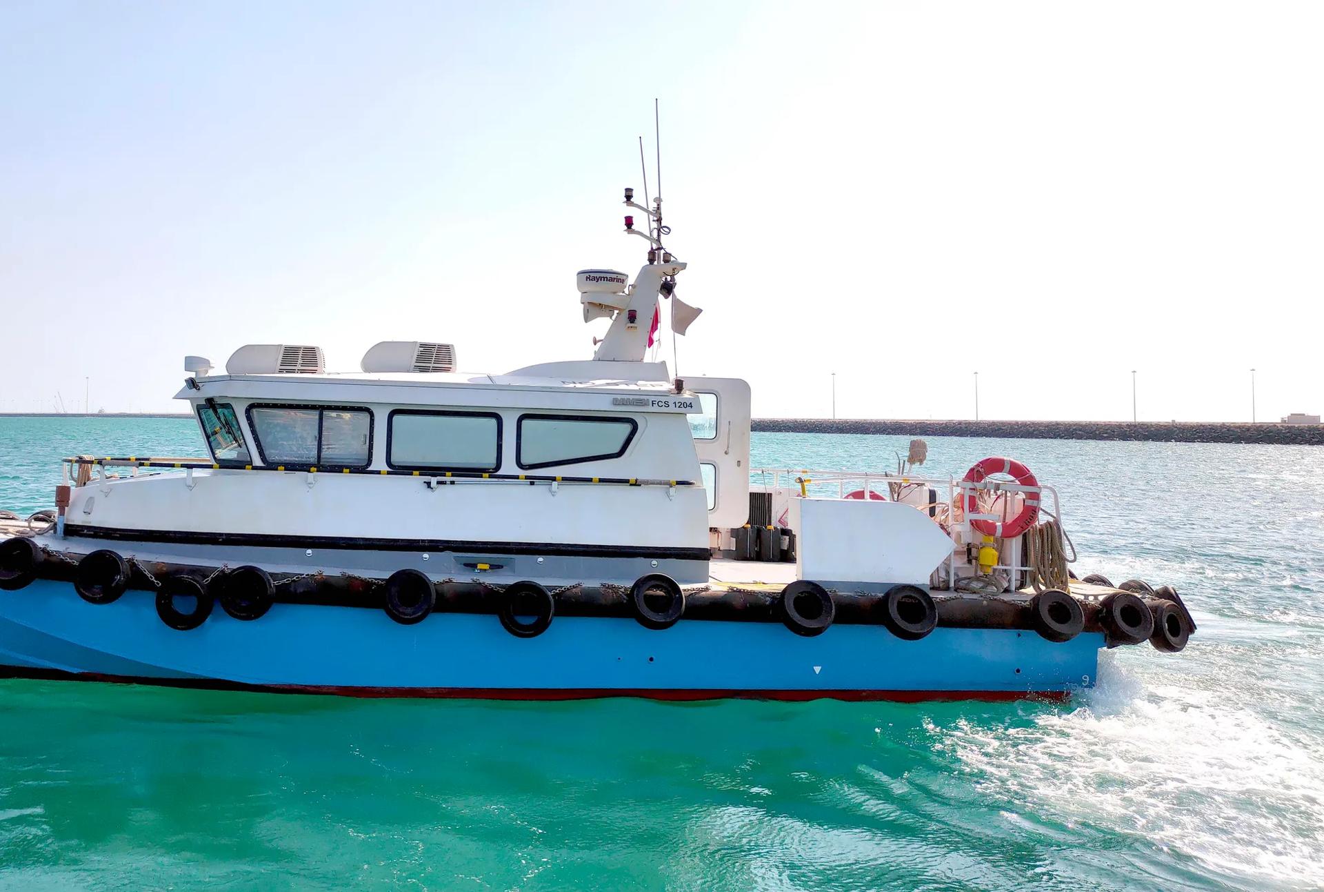 fast crew supply vessel 1204 07673 (1)