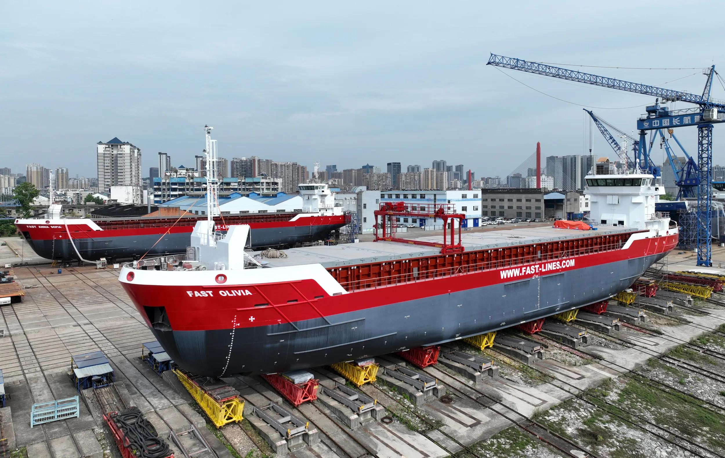 Two Damen CF 3850 launched for Fast Lines Belgium in China teaser