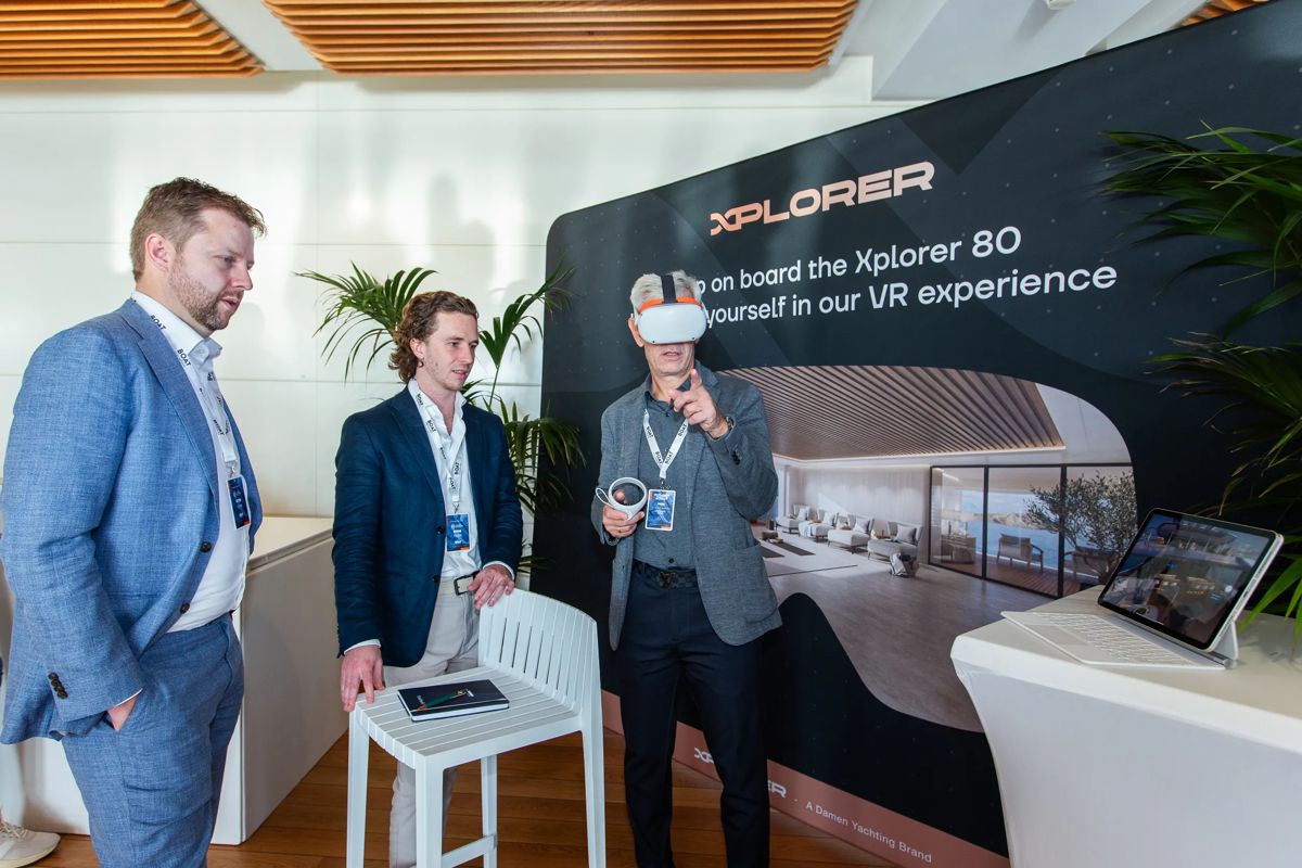 VR Experience - Hop On Board the Xplorer 80