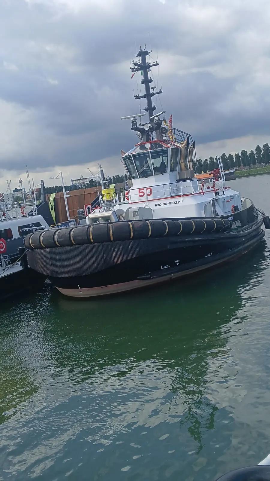 rsd tug 2513 (2)