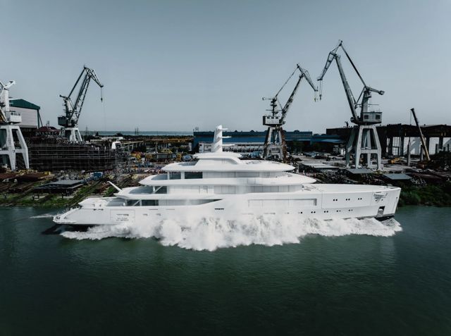 Launch of the latest Amels 80